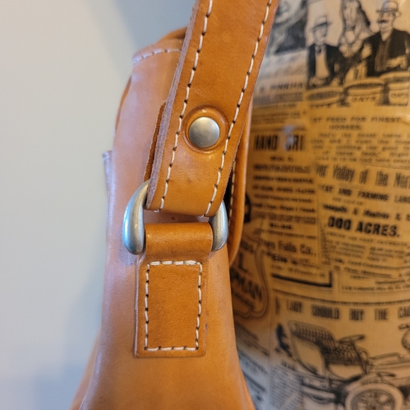 Leather crossbody handbag purse - Picture 9 of 10
